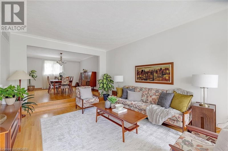 38 FREDRICK Street  Woodbridge-Vaughan, L4L1P8 | Image 3