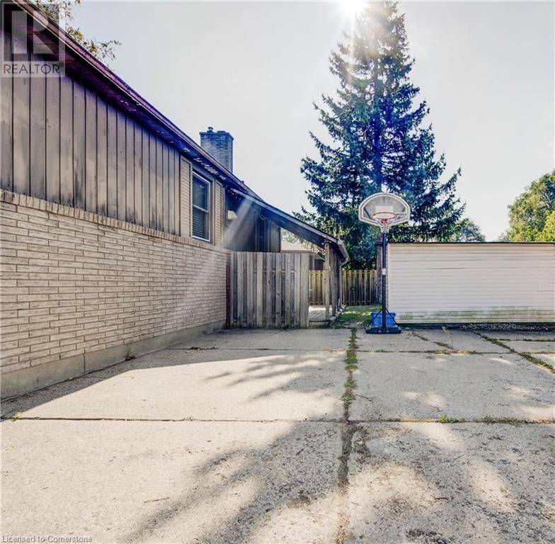 119 WALKER Street  Kitchener, N2A1S4 | Image 7