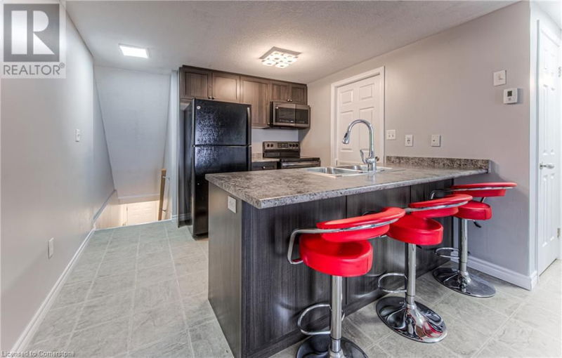 1660 FISCHER HALLMAN Road  Kitchener, N2R0C6 | Image 5