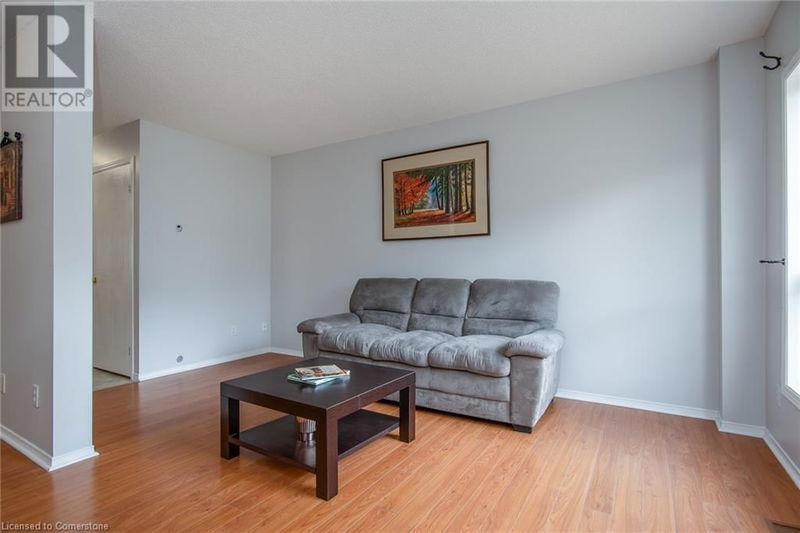 712 PARIS Boulevard  Waterloo, N2T2X9 | Image 11