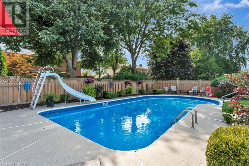 11 BECKETT DRIVE Image 28