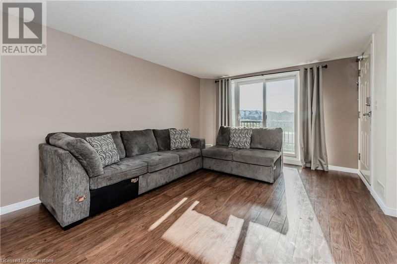 1662 FISCHER HALLMAN Road  Kitchener, N2R0C6 | Image 5