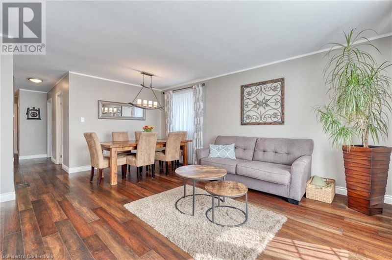 25 CORK Crescent  Brantford, N3V1E2 | Image 9