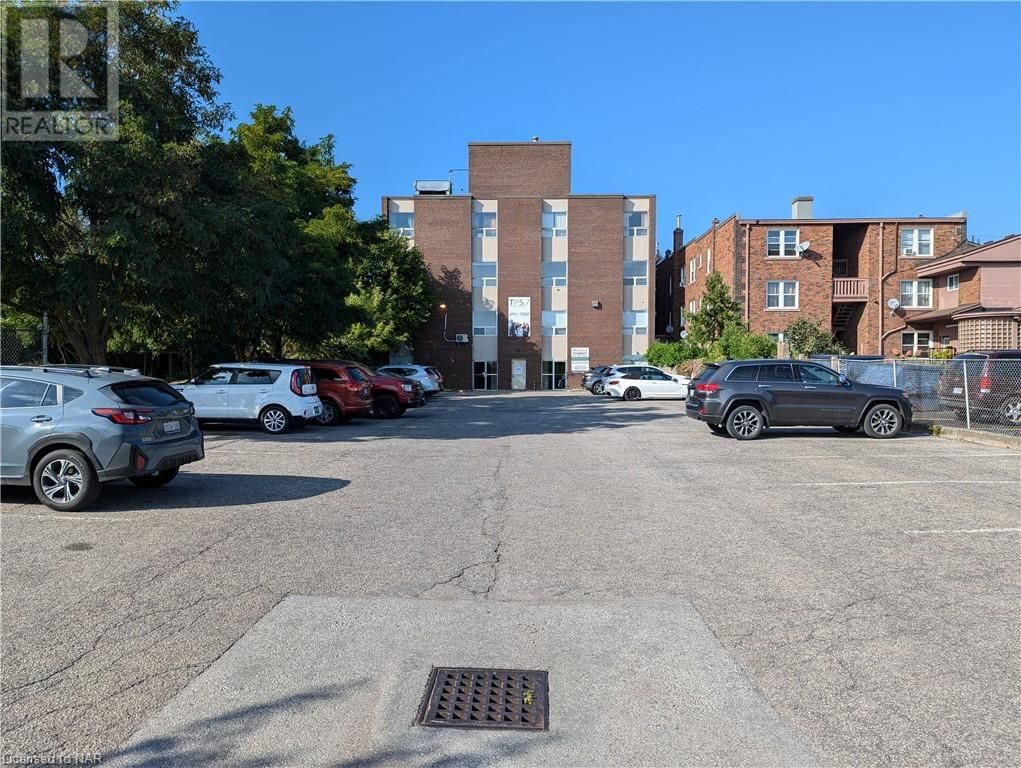 112 QUEENSTON Street Unit# 203A&B Image 3