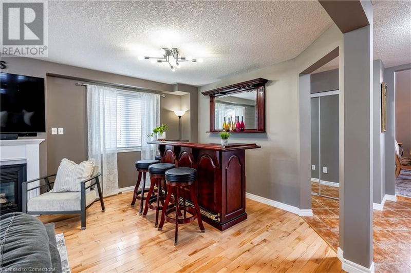 913 RUSH MEADOW Court  Kitchener, N2R1K9 | Image 17