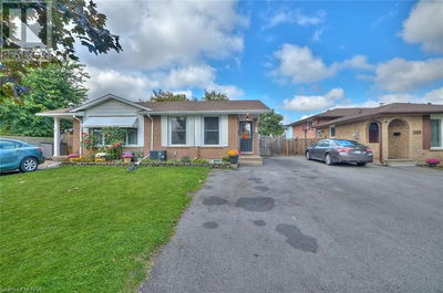 247 ST AUGUSTINE Drive  St. Catharines, L2P3L9 | Image 1