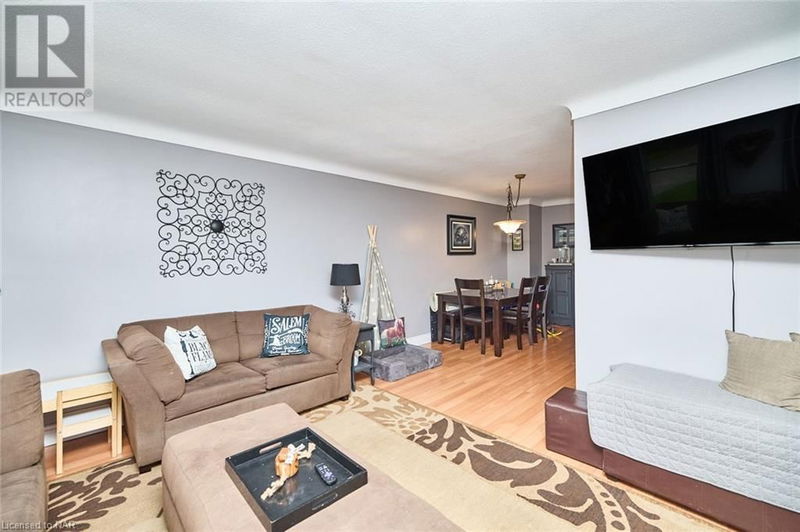 247 ST AUGUSTINE Drive  St. Catharines, L2P3L9 | Image 6