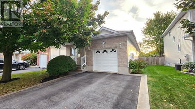 1468 BIRCHWOOD Drive  Kingston, K7P3H3 | Image 1