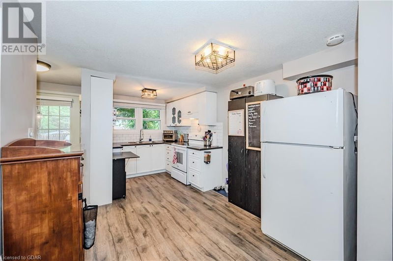 180 MARKSAM Road  Guelph, N1H8G6 | Image 15