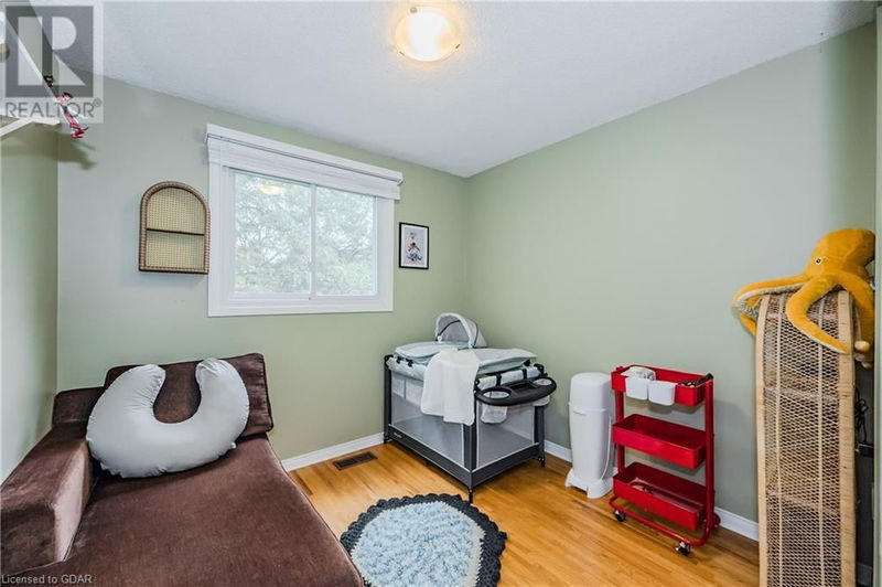 180 MARKSAM Road  Guelph, N1H8G6 | Image 19