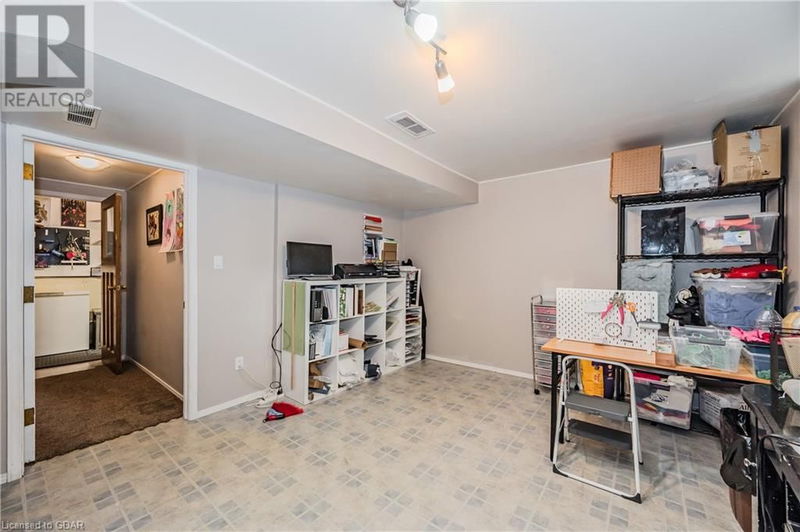 180 MARKSAM Road  Guelph, N1H8G6 | Image 24