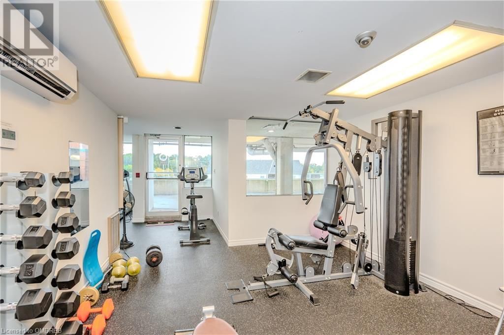 100 BRONTE Road Unit# 408 Image 33