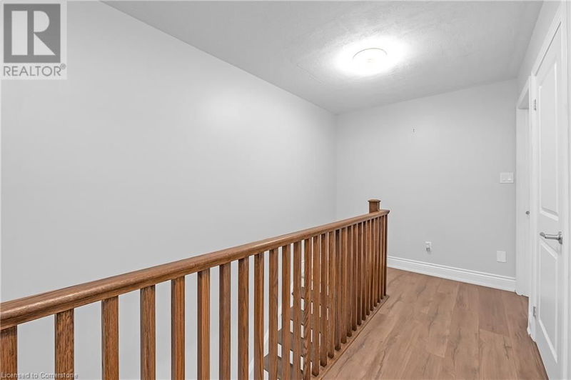 46 BORERS CREEK Circle  Waterdown, L8B1W3 | Image 12