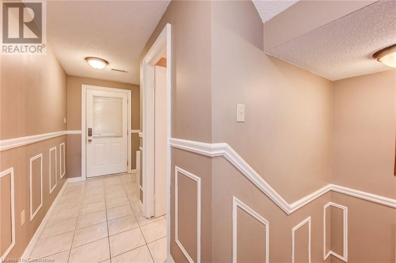 365 PIONEER Drive  Kitchener, N2P2A6 | Image 10