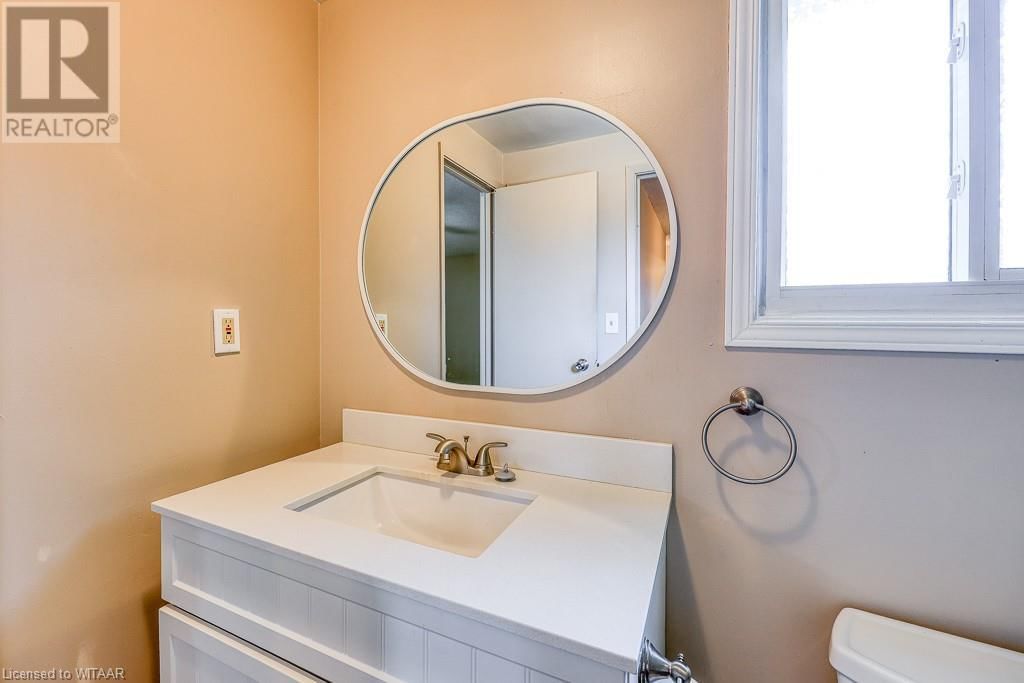 458 SPRINGBANK Avenue N Unit# 3 Image 20