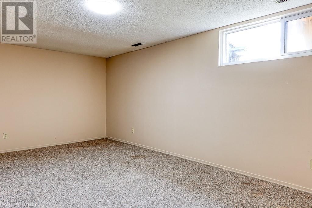 458 SPRINGBANK Avenue N Unit# 3 Image 33