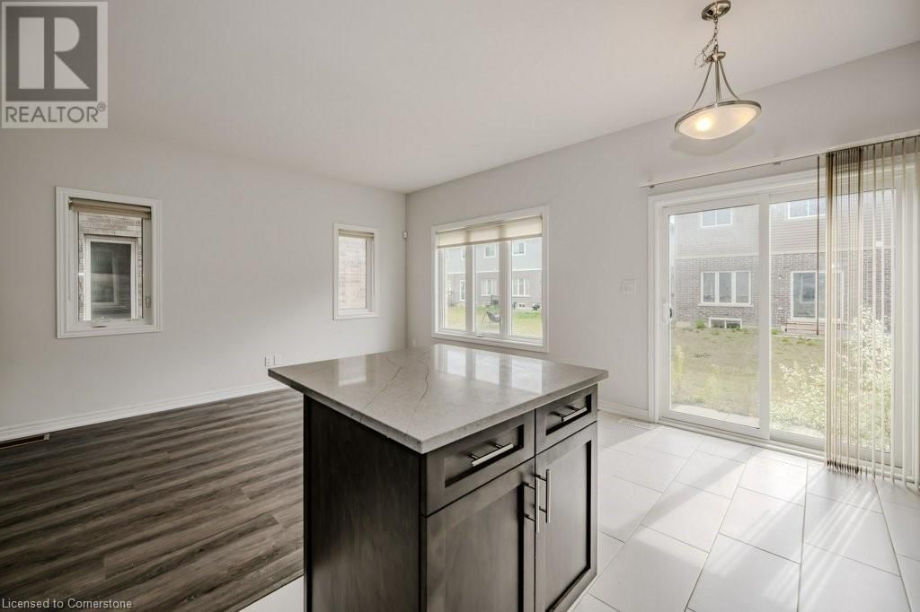 121 SUNFLOWER PLACE Image 17