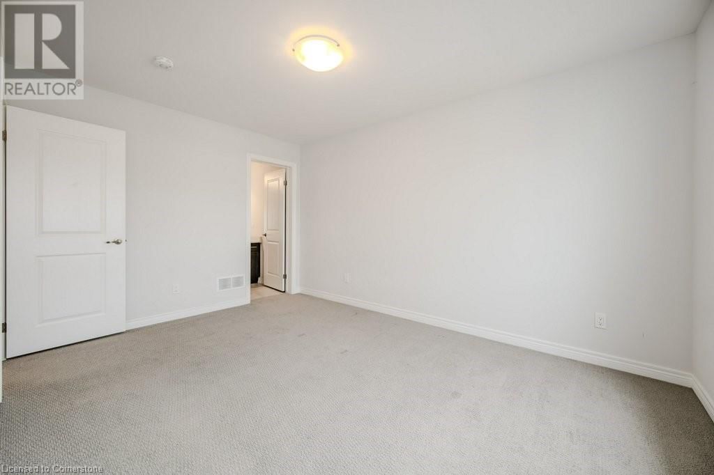 121 SUNFLOWER PLACE Image 23