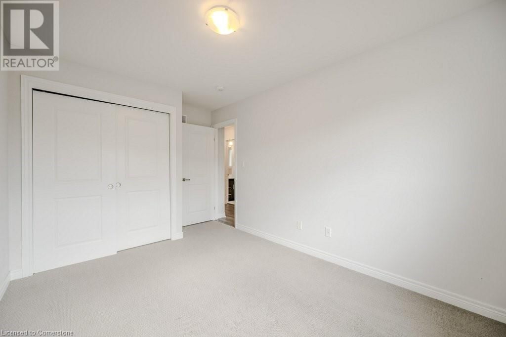 121 SUNFLOWER PLACE Image 30