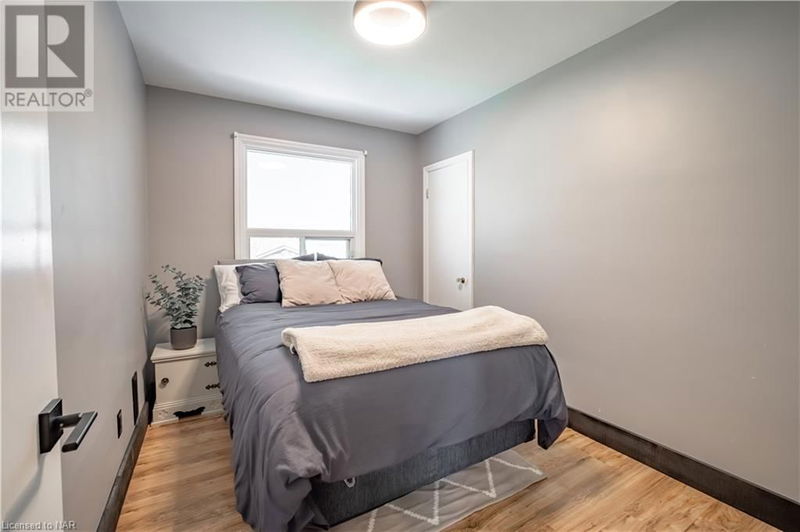 12 FOREST Road  Welland, L3C3K6 | Image 20