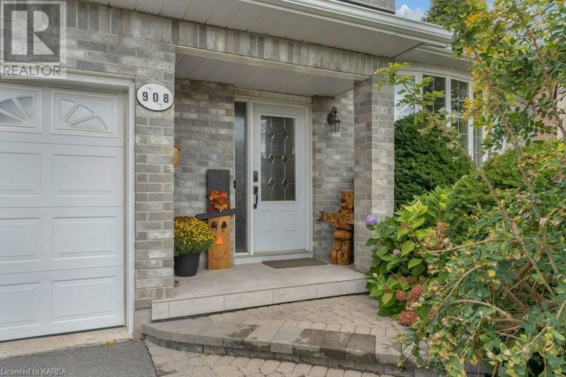 908 MONA Drive  Kingston, K7P2H7 | Image 3