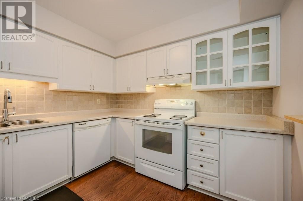 1071 QUEENS Avenue Unit# 104 Image 25