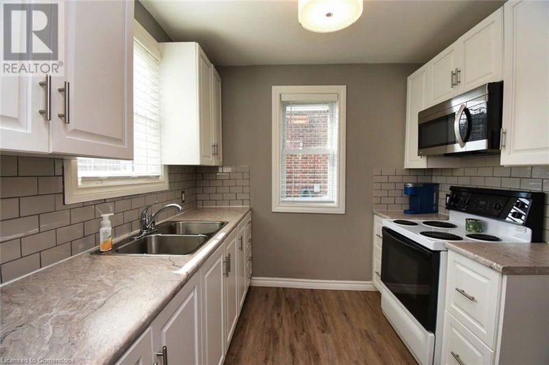 174 EAST 12TH Street  Hamilton, L9A3X6 | Image 13