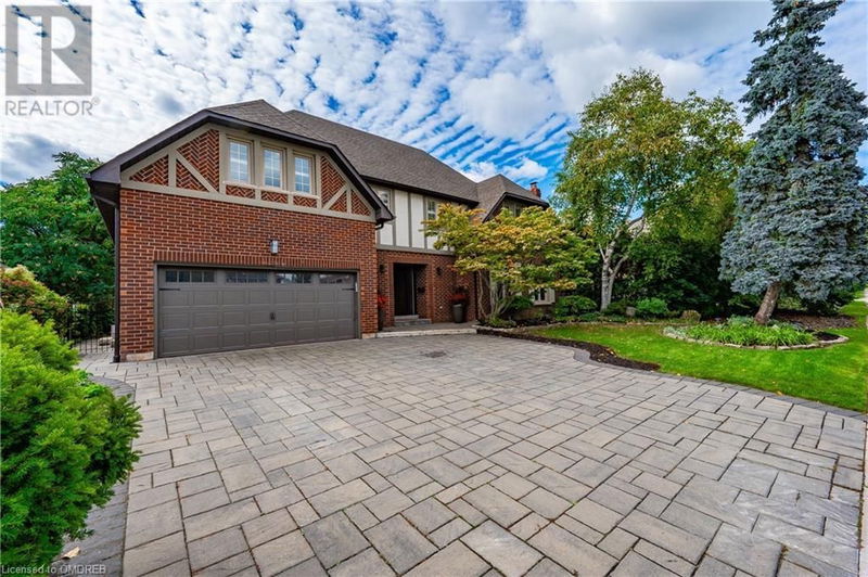 1340 GREENEAGLE Drive  Oakville, L6M2M9 | Image 2