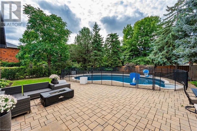 1340 GREENEAGLE Drive  Oakville, L6M2M9 | Image 37