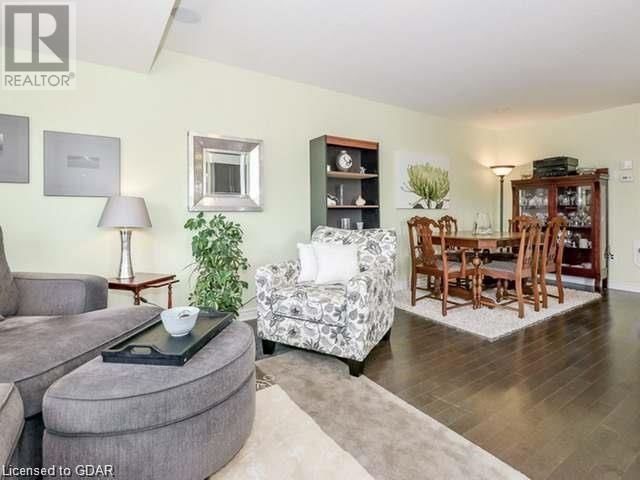 41 REVELL Drive Image 4