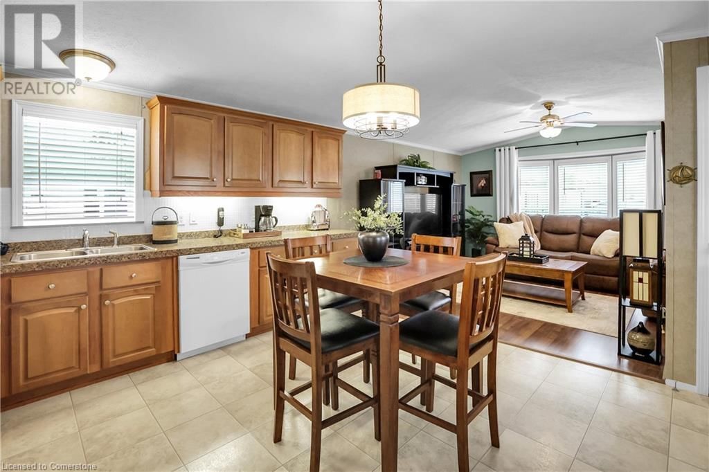 136 - 3033 TOWNLINE ROAD Image 5