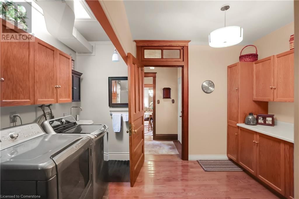 24 CROSS STREET Image 19