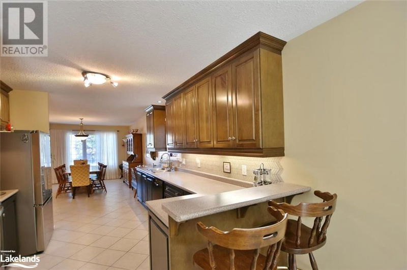 13 TONA Trail  Wasaga Beach, L9Z0A5 | Image 12