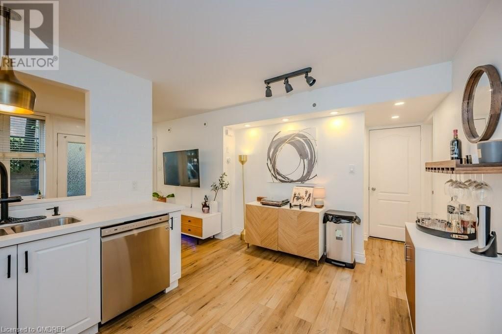 10 DOURO Street Unit# 521 Image 14