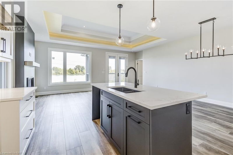 38 NEPTUNE Drive  St. Catharines, L2M2S2 | Image 10