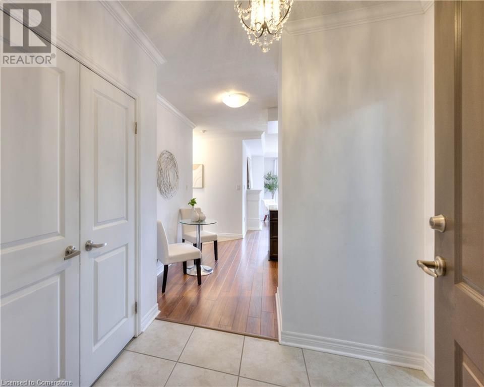 539 BELMONT Avenue W Unit# 310 Image 5