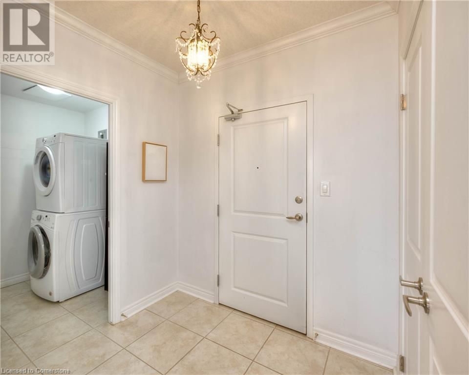 539 BELMONT Avenue W Unit# 310 Image 6