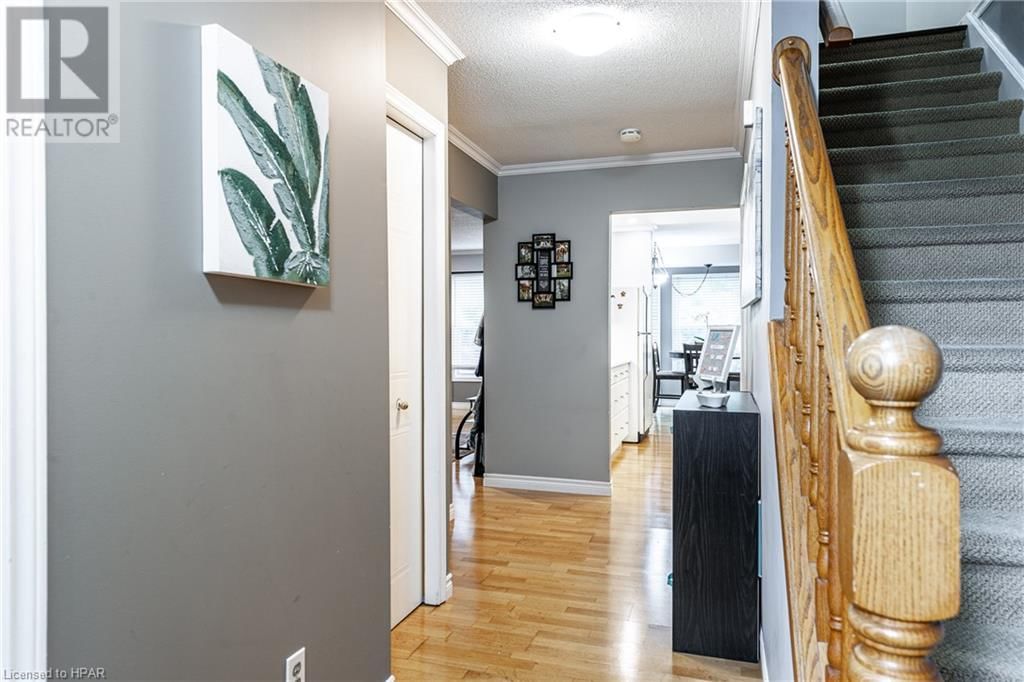 405 SPRINGBANK Avenue Unit# 2 Image 6