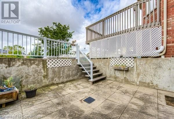 43 FREY Crescent Image 47