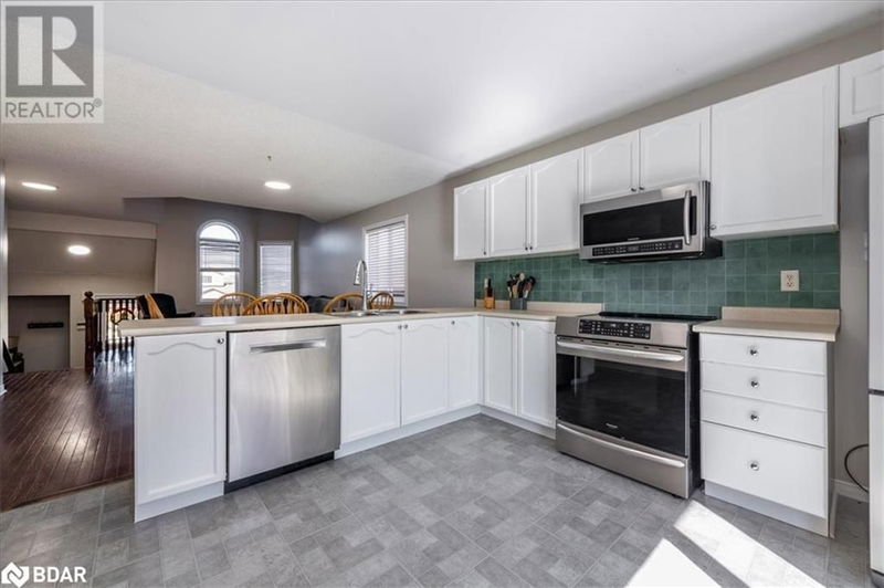 32 MAJESTY Boulevard  Barrie, L4M7K3 | Image 10