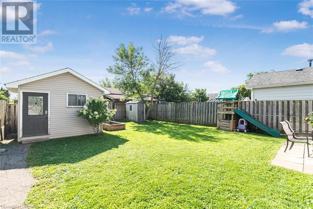 37 POWERVIEW Avenue Image 39