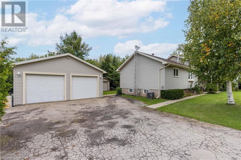 8115 BEAVERDAMS Road  Niagara Falls, L2H1R9 | Image 2