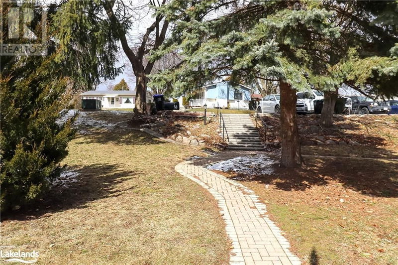 15 HAWTHORNE Drive  Innisfil, L9S1P7 | Image 39