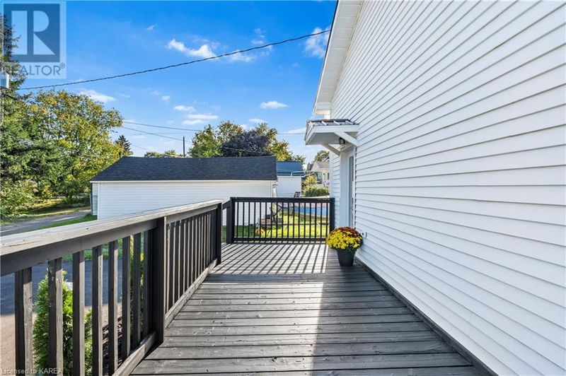 299 ARTHUR Street  Gananoque, K7G1B3 | Image 23