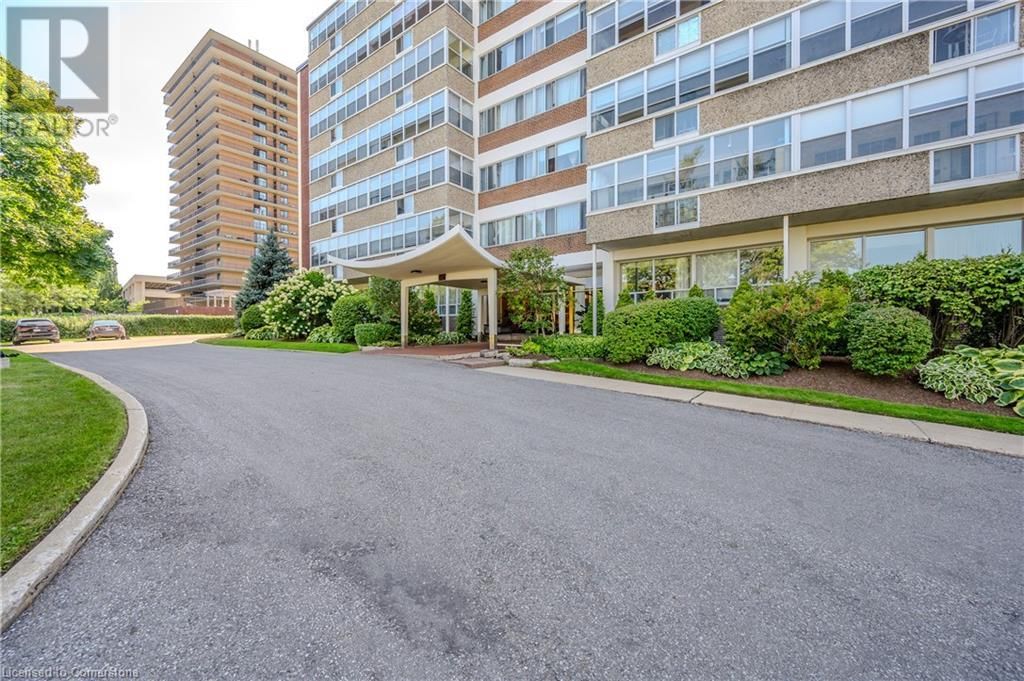 45 WESTMOUNT Road Unit# 708 Image 6