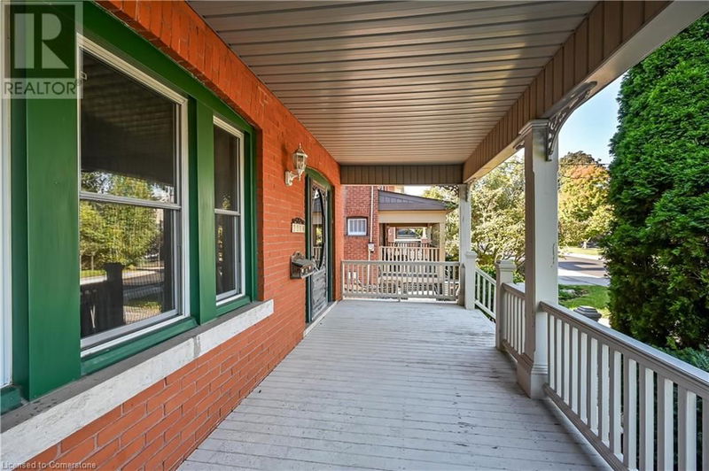 2114 CAROLINE Street  Burlington, L7R1L8 | Image 3