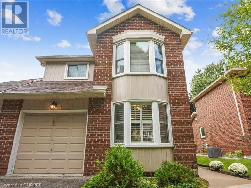 1195 POTTERS WHEEL Crescent  Oakville, L6M1J3 | Image 1