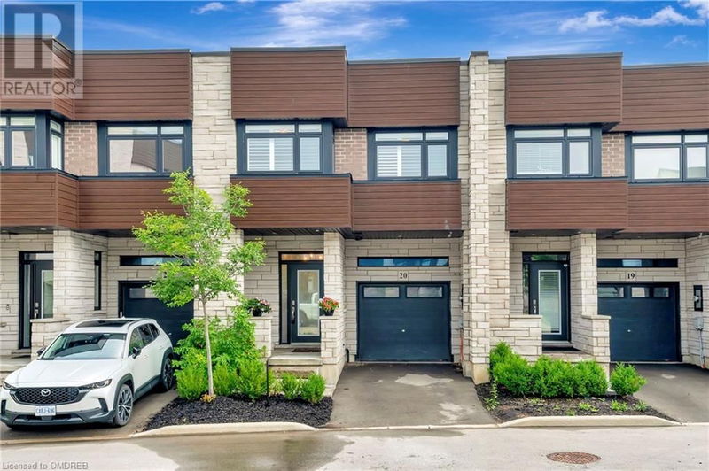 35 MIDHURST Heights  Stoney Creek, L8K0K9 | Image 1