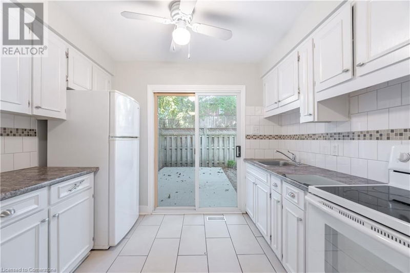 1116 HOMEWOOD Drive  Burlington, L7P2M2 | Image 10