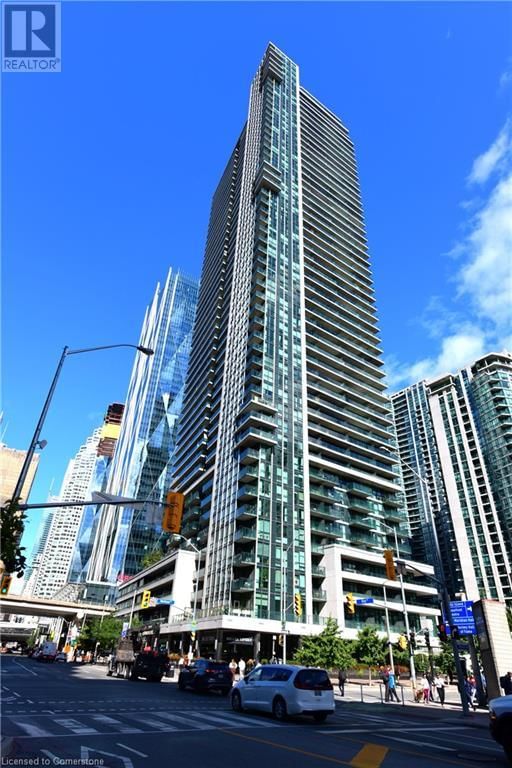 33 BAY Street Unit# 2510 Image 1